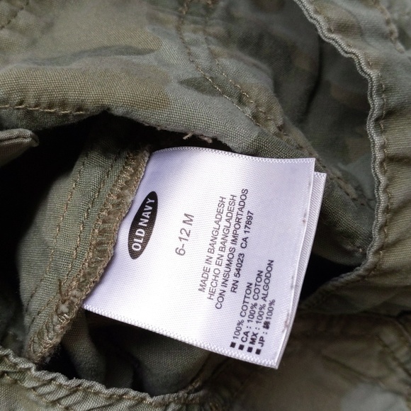 old navy camo cotton twill overalls 6-12 months baby unisex - Picture 2 of 7